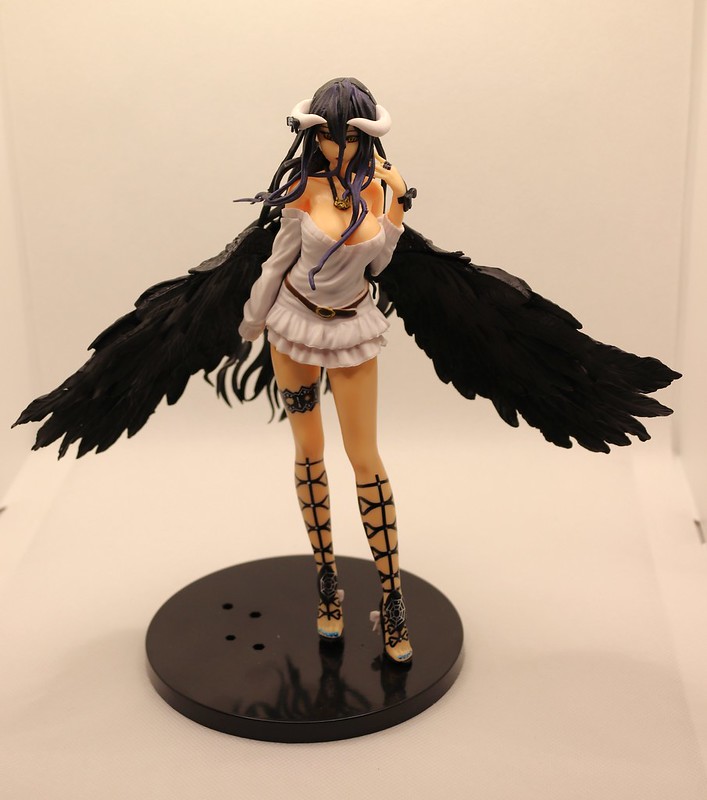 overlord albedo-figurine